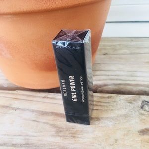 ❤️ 5 for $15 Real Her moisturing Lipstick ❤️